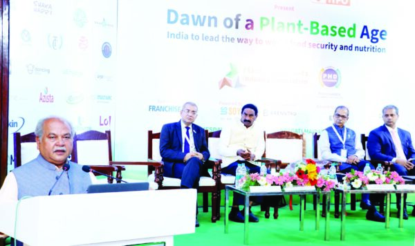 नई दिल्ली में आहार प्रदर्शनी आयोजित