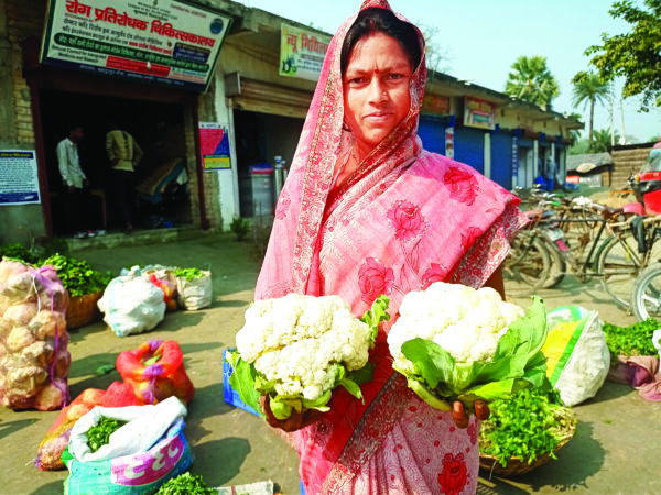 किसानों ने बनाई अपनी सब्जी मंडी