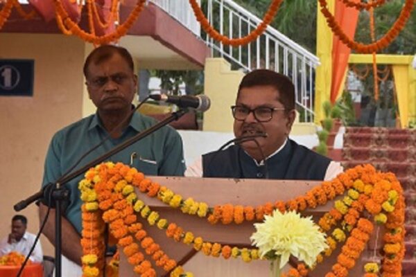 भाकृअनुप-भारतीय पशु चिकित्सा अनुसंधान संस्थान, इज्जतनगर में क्षेत्रीय प्रतियोगिता (पूर्वी क्षेत्र) का शुभारंभ