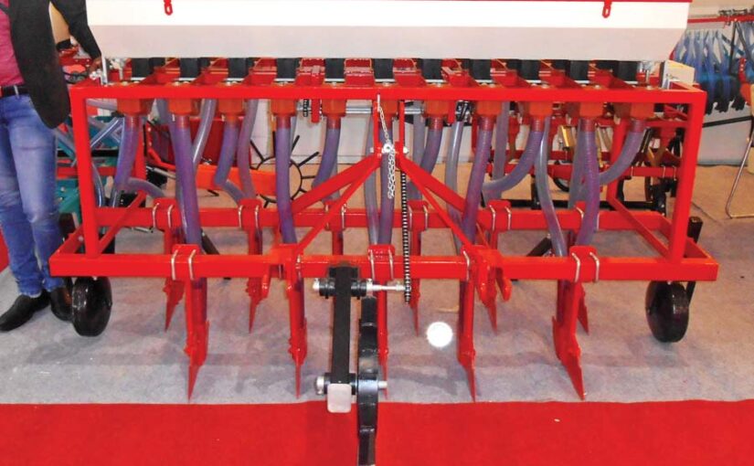 न नर्सरी, न पलेवा, धान की सीधी बोआई