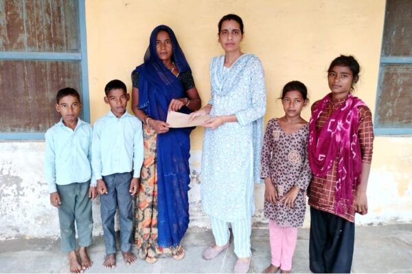 मछुआरा परिवार को मिला 5 लाख