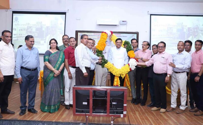 मिट्टी का बना हूं… गरूर मुझ पर जंचता नहीं