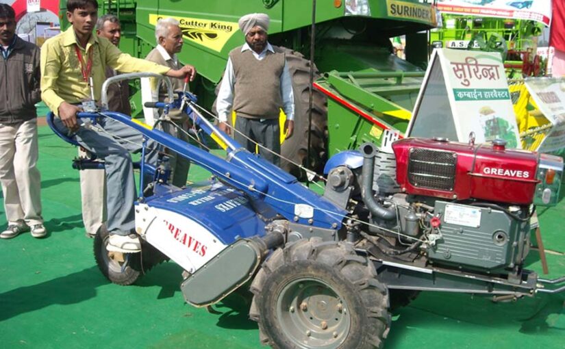 छोटे किसानों के लिए बड़े काम के पावर टिलर (power tiller)