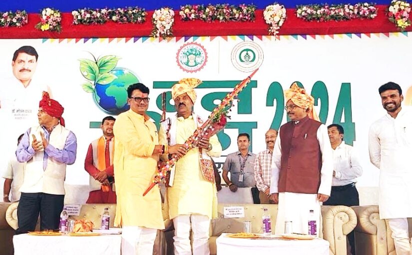 वन मेले (Forest Fair) का आयोजन