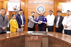 रेडियो स्टेशन (Radio Station)