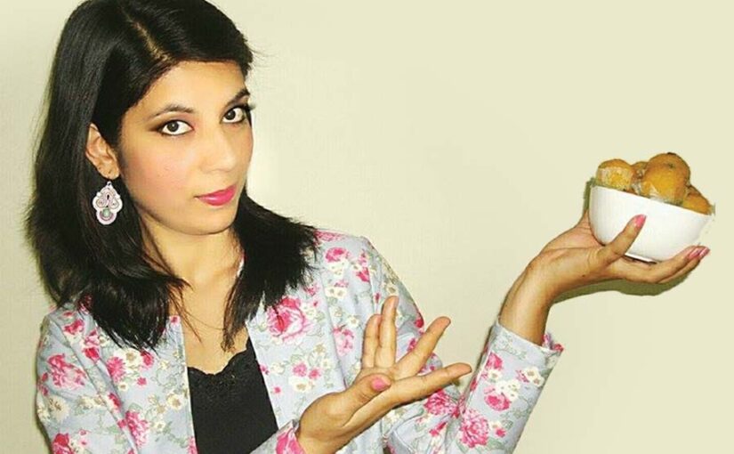 Sweets : बेसन के लड्डू , किफायती और मजेदार