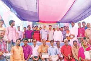 Awards : उन्नत खेती करने वालों को मिला ‘फार्म एन फूड अवार्ड’