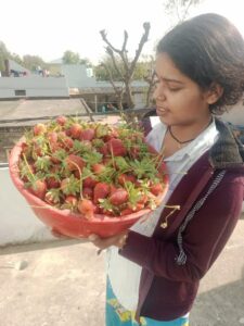 Shubhavari Chauhan : एक युवा किसान की प्रेरणादायक कहानी
