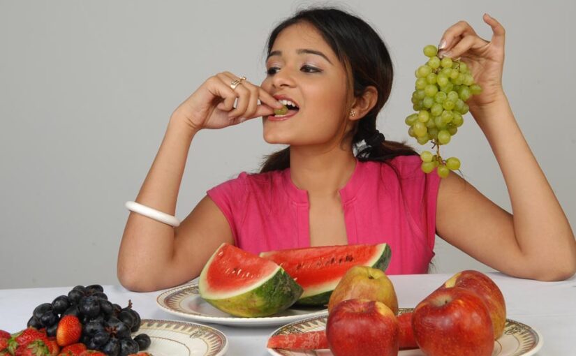 Diet : चुस्तदुरुस्त रहने के लिए कैसा हो खानपान