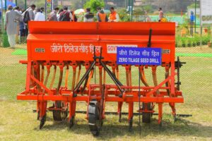 Zero Tillage Farming :  बिना खेत तैयार करें सीधी बोआई