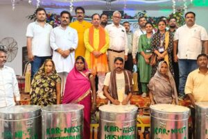 Storage: 500 किसानों को मुफ्त कोठिला बांटे गए