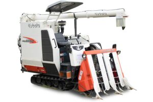 Combine Harvester – आमदनी बढ़ाने और पराली समस्या का समाधान