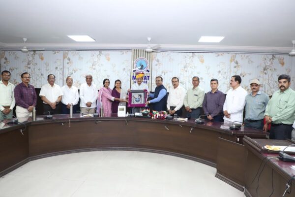 डा. कर्नाटक ने लहराया परचम, अब बीएल वर्मा ने संभाली कमान