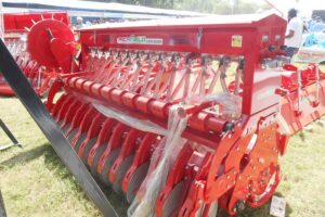 Super Seeder : खेती की लागत करे कम, काम है दम