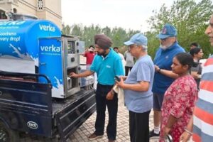 Plastic-Free Milk Vending : ‘दूध वही, प्लास्टिक नहीं’, अब 2 रुपए सस्ता भी