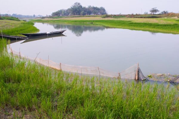 Farm Pond Scheme : बारिश का पानी रोकें, 90,000 तक अनुदान पाएं