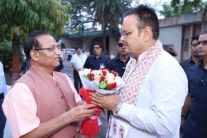 MPUAT : मुख्यमंत्री के सामने गिनाईं उपलब्धियां