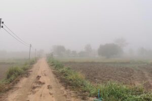 UP Weather Today :कई जिलों में गरज-चमक के साथ भारी बारिश का अलर्ट